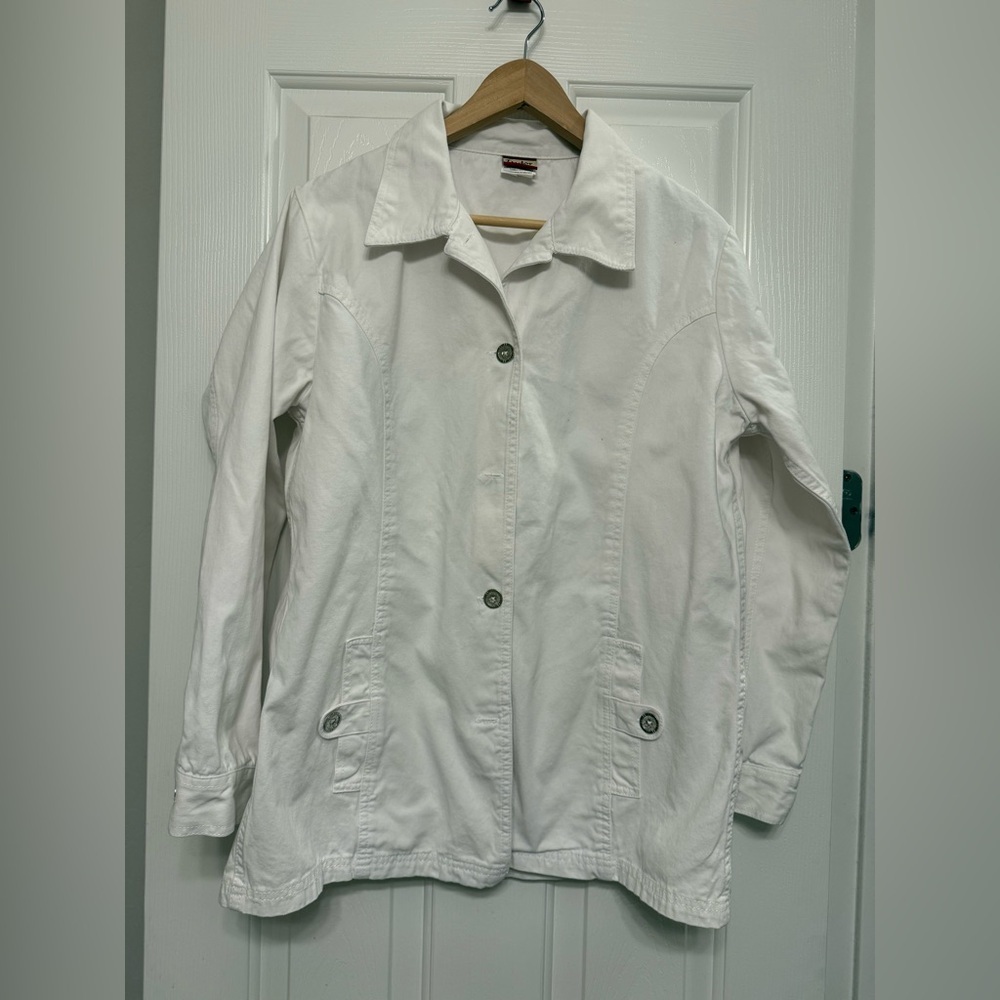 Tudor Court White Denim Jacket – Size Large – Classic Layering Piece